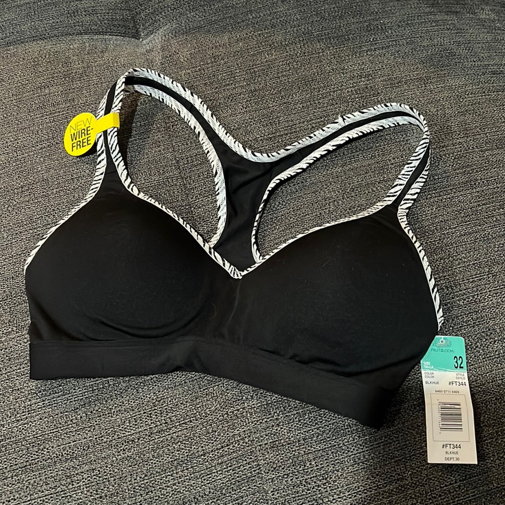 Fruit of the Loom wire free sports bra brand new